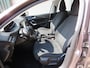 Peugeot 308 1.2 E-THP BLUE LEASE