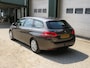 Peugeot 308 1.2 E-THP BLUE LEASE