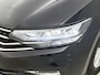Volkswagen Passat Variant 1.5 TSI Life Business + 150 PK | Automaat | Parkeersensoren voor en achter | Cruise Control Adaptief | Climate Control | Apple Carplay | Android Auto | Elektrisch inklapbare spiegels |