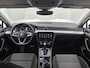 Volkswagen Passat Variant 1.5 TSI Life Business + 150 PK | Automaat | Parkeersensoren voor en achter | Cruise Control Adaptief | Climate Control | Apple Carplay | Android Auto | Elektrisch inklapbare spiegels |
