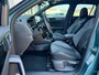 Volkswagen T-Roc 1.5 TSI R-Line 150 PK DSG | IQ Light | Panorama | Trekhaak | Dealer Onderhouden | Navigatie | Camera | 19 Inch