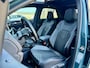 Volkswagen T-Roc 1.5 TSI R-Line 150 PK DSG | IQ Light | Panorama | Trekhaak | Dealer Onderhouden | Navigatie | Camera | 19 Inch