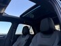 Volkswagen T-Roc 1.5 TSI R-Line 150 PK DSG | IQ Light | Panorama | Trekhaak | Dealer Onderhouden | Navigatie | Camera | 19 Inch
