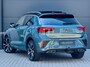 Volkswagen T-Roc 1.5 TSI R-Line 150 PK DSG | IQ Light | Panorama | Trekhaak | Dealer Onderhouden | Navigatie | Camera | 19 Inch