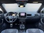 Volkswagen T-Roc 1.5 TSI R-Line 150 PK DSG | IQ Light | Panorama | Trekhaak | Dealer Onderhouden | Navigatie | Camera | 19 Inch