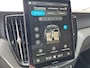Volvo XC60 2.0 T8 Plug-in hybrid AWD Ultra Black Edition | Trekhaak | Panoramadak | Stoelverwarming| 360 Camera |