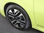Peugeot 208 1.2 Hybrid 110 e-DCS6 Allure nrm demo | 360 Camera | Wireless Carplay | Navigatie | Climate Control |