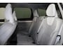 Volvo EX90 Twin Motor Performance Ultra 7p. 111 kWh - Luchtvering - Panoramadak - IntelliSafe Assist & Surround - 360º Camera - Bose audio - Verwarmde voorstoelen, stuur & achterbank - Parkeersensoren voor & achter - Head up display - Inklapbare trekhaak - 21' LMV