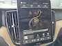 Volvo XC60 2.0 T6 Plug-in hybrid AWD Ultra Dark | Luchtvering | Bowers & Wilkins audio | Trekhaak | Stoelventilatie |