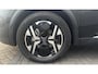 Peugeot 2008 1.2 HYBRID 145PK GT PACK AUTOMAAT / NAVI / LEDER / CLIMA / LED / PDC / 17" LMV / KEYLESS / 360° CAMERA / ADAPT. CRUISECONTROL / 1E EIGENAAR / NIEUWSTAAT !!