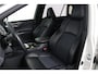 Toyota RAV4 2.5 Hybrid AWD Bi-Tone | Dealer Onderhouden! | Stoel/stuurverwarming | Navi | Clima | Camera | Cruise Adaptive | LED | Keyless | Lichtmetalen Velgen