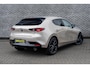 Mazda 3 2.0 e-SkyActiv-G M Hybrid 150 Homura | Head-Up Display | All-Season Banden | Achteruitrijcamera | Parkeersensoren | LED Koplampen | Cruise Control Adaptief | Dodehoekdetectie | Stoelverwarming | Navigatie | Apple Carplay | Android Auto