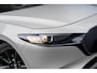 Mazda 3 2.0 e-SkyActiv-G M Hybrid 150 Homura | Head-Up Display | All-Season Banden | Achteruitrijcamera | Parkeersensoren | LED Koplampen | Cruise Control Adaptief | Dodehoekdetectie | Stoelverwarming | Navigatie | Apple Carplay | Android Auto