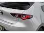 Mazda 3 2.0 e-SkyActiv-G M Hybrid 150 Homura | Head-Up Display | All-Season Banden | Achteruitrijcamera | Parkeersensoren | LED Koplampen | Cruise Control Adaptief | Dodehoekdetectie | Stoelverwarming | Navigatie | Apple Carplay | Android Auto