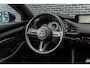 Mazda 3 2.0 e-SkyActiv-G M Hybrid 150 Homura | Head-Up Display | All-Season Banden | Achteruitrijcamera | Parkeersensoren | LED Koplampen | Cruise Control Adaptief | Dodehoekdetectie | Stoelverwarming | Navigatie | Apple Carplay | Android Auto