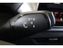 Volkswagen ID.4 Limited Edition 52 kWh 170PK | TREKHAAK | CAMERA | STOEL + VERW. | APP.CONNECT | FULL.LED | CLIMATRONIC | DAB+ |