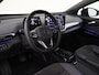 Volkswagen ID.4 LIMITED EDITION 52 kWh + SFEERVERLICHTING | ADAPTIVE CRUISE | CAMERA | STUUR/STOELVERWARMING