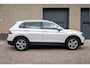 Volkswagen Tiguan 1.5 TSI ACT Comfortline Business DSG Panodak.