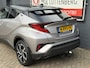 Toyota C-HR / C-HR+ 1.8 Hybrid 122pk CVT Bi-Tone, TREKHAAK, STOELVERWARMING, STUURVERWARMING, NAVIGATIE, CRUISE CONTROL, BLUETOOTH