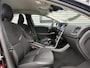 Volvo V40 2.0 T2 Inscription 1e Eigenaar|Navi|Camera|Trekhaak|Stoelverw|Cruise|PDC|Clima|Goed onderhouden|APK tot 11-2026