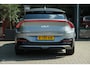 Kia EV6 GT-Line 77.4 kWh | Pano | Trekhaak | Meridiaan | Stoelverwarming en ventilatie | Stuurwielverwarming | 1e eigenaar | BTW-er | Ambient | HUD | ACC