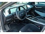 Kia EV6 GT-Line 77.4 kWh | Pano | Trekhaak | Meridiaan | Stoelverwarming en ventilatie | Stuurwielverwarming | 1e eigenaar | BTW-er | Ambient | HUD | ACC