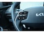 Kia EV6 GT-Line 77.4 kWh | Pano | Trekhaak | Meridiaan | Stoelverwarming en ventilatie | Stuurwielverwarming | 1e eigenaar | BTW-er | Ambient | HUD | ACC