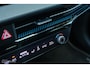 Kia EV6 GT-Line 77.4 kWh | Pano | Trekhaak | Meridiaan | Stoelverwarming en ventilatie | Stuurwielverwarming | 1e eigenaar | BTW-er | Ambient | HUD | ACC
