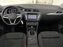 Volkswagen Tiguan 1.4 TSI eHybrid R-Line Business+ | CARPLAY | TREKHAAK | SCHUIF-KANTEL DAK |