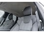Volvo XC60 2.0 T6 Plug-in hybrid AWD Essential | PHEV Long Range | Trekhaak | Achteruitrijcamera | Parkeersensoren | All-Season banden | Cruise Control Adaptief | BLIS | Stoelverwarming voor en achter | Navigatie Google Maps | Apple Carplay | Android Auto