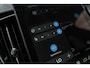 Volvo XC60 2.0 T6 Plug-in hybrid AWD Essential | PHEV Long Range | Trekhaak | Achteruitrijcamera | Parkeersensoren | All-Season banden | Cruise Control Adaptief | BLIS | Stoelverwarming voor en achter | Navigatie Google Maps | Apple Carplay | Android Auto