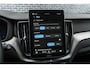 Volvo XC60 2.0 T6 Plug-in hybrid AWD Essential | PHEV Long Range | Trekhaak | Achteruitrijcamera | Parkeersensoren | All-Season banden | Cruise Control Adaptief | BLIS | Stoelverwarming voor en achter | Navigatie Google Maps | Apple Carplay | Android Auto
