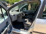 Renault Grand Modus 1.2 TCE Expression nette auto !, airco, elec pakket, trekhaak, nwe apk 272.000 km rijd perfect ( meeneemprijs)