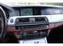 BMW 5-Serie Touring 520d High Executive | PANO | NAVI | CLIMA | CRUISE | TREKHAAK | LEDER | DEALER ONDERHOUDEN |