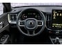 Volvo XC60 T6 Plug-in hybrid AWD Essential | Gratis Trekhaak | Adaptieve Cruise Control | Park Assist | Stoelverwarming Voor + Achter | Getint Glas | Leder | Driver Assist Pack | Stuurverwarming | All Season Banden | Zwarte Hemelbekleding
