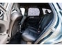 Volvo XC60 T6 Plug-in hybrid AWD Essential | Gratis Trekhaak | Adaptieve Cruise Control | Park Assist | Stoelverwarming Voor + Achter | Getint Glas | Leder | Driver Assist Pack | Stuurverwarming | All Season Banden | Zwarte Hemelbekleding