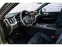 Volvo XC60 T6 Plug-in hybrid AWD Essential | Gratis Trekhaak | Adaptieve Cruise Control | Park Assist | Stoelverwarming Voor + Achter | Getint Glas | Leder | Driver Assist Pack | Stuurverwarming | All Season Banden | Zwarte Hemelbekleding