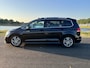 Volkswagen Touran 1.8 TSI Highline 7p Clima, cruise, camera, pano, leder, trekhaak, keyless