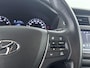 Hyundai i20 1.0 T-GDI PREMIUM <| NAVI | CLIMA | CRUISE | CAMERA | 15'' LM VELGEN | PRIVACY GLASS | PDC VOOR + ACHTER | ARMSTEUN | I-KEY | AUTOMAAT |