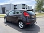 Ford Fiesta 1.25i Titanium 5-Deurs 60 PK. Zuinige en zeer fijn rijdende auto !!! Distributieriem vervangen bij 131.000 KM !! Alle keuringen toegestaan !