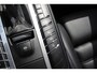Porsche Macan 2.9 Turbo / Panoramadak / 360Camera / Adaptieve Stoelen / Luchtvering / Matrix LED / Sportuitlaat / 21'' / Sportchrono / Dodehoek / CarPlay / Stoel+Stuurverwarming / Dodehoek / DAB / ACC