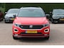 Volkswagen T-Roc 1.5 TSI Sport Business R / Camera / CarPlay / Virtual Cockpit / Sportstoelen / 18'' / LED / DAB / ACC