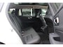 Volvo V60 2.0 T5 Inscription / Panoramadak / CarPlay / Parkeerhulp V+A / Harman Kardon / Leder / 18'' / Getint glas / Stoelverwarming / DAB / Adaptive Cruise Control
