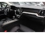 Volvo V60 2.0 T5 Inscription / Panoramadak / CarPlay / Parkeerhulp V+A / Harman Kardon / Leder / 18'' / Getint glas / Stoelverwarming / DAB / Adaptive Cruise Control