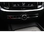 Volvo V60 2.0 T5 Inscription / Panoramadak / CarPlay / Parkeerhulp V+A / Harman Kardon / Leder / 18'' / Getint glas / Stoelverwarming / DAB / Adaptive Cruise Control