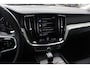 Volvo V60 2.0 T5 Inscription / Panoramadak / CarPlay / Parkeerhulp V+A / Harman Kardon / Leder / 18'' / Getint glas / Stoelverwarming / DAB / Adaptive Cruise Control