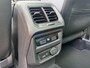 Volkswagen Tiguan 2.0 TSI 4Motion Highline Business R Apple Carplay - Panoramadak - Trekhaak