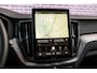 Volvo XC60 T8 Plug-in hybrid AWD Ultra Dark Exec. Ed. | Google | Long Range | Bowers & Wilkins Audio | Luchtvering | Gelamineerd Zijruiten Rondom | Stoelmassage & Ventilatie | Getint Glas | LED Koplampen | Stoel-/Stuurverwarming | Dodehoekdetectie | Keyless | Zitverlenging | 22" LM