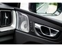 Volvo XC60 T8 Plug-in hybrid AWD Ultra Dark Exec. Ed. | Google | Long Range | Bowers & Wilkins Audio | Luchtvering | Gelamineerd Zijruiten Rondom | Stoelmassage & Ventilatie | Getint Glas | LED Koplampen | Stoel-/Stuurverwarming | Dodehoekdetectie | Keyless | Zitverlenging | 22" LM