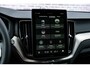 Volvo XC60 T8 Plug-in hybrid AWD Ultra Dark Exec. Ed. | Google | Long Range | Bowers & Wilkins Audio | Luchtvering | Gelamineerd Zijruiten Rondom | Stoelmassage & Ventilatie | Getint Glas | LED Koplampen | Stoel-/Stuurverwarming | Dodehoekdetectie | Keyless | Zitverlenging | 22" LM
